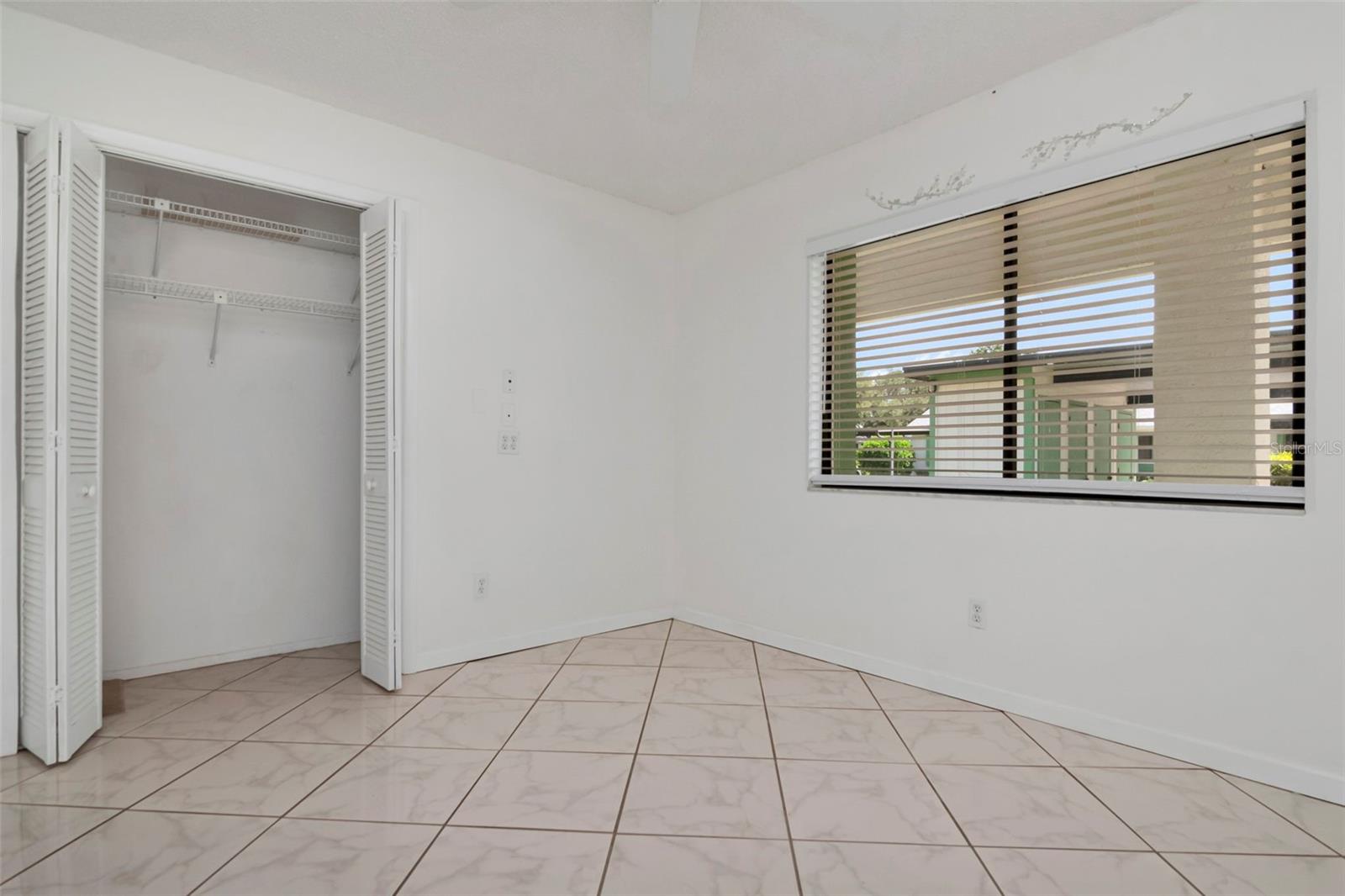 2569 LAURELWOOD DRIVE, #11B, Clearwater, FL 33763