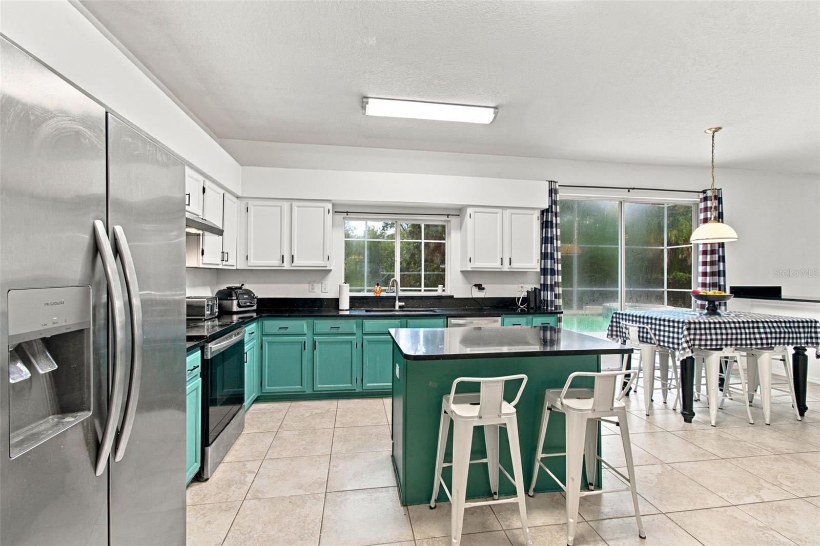 8102 STONEFIELD, Tampa, FL 33635