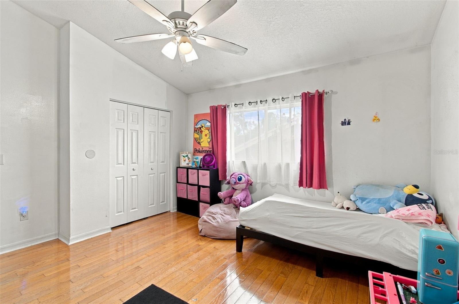 8102 STONEFIELD, Tampa, FL 33635