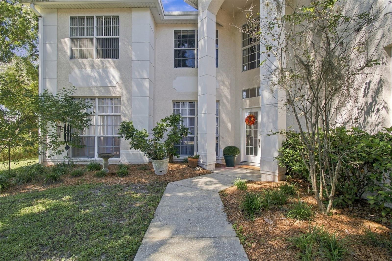 8102 STONEFIELD, Tampa, FL 33635