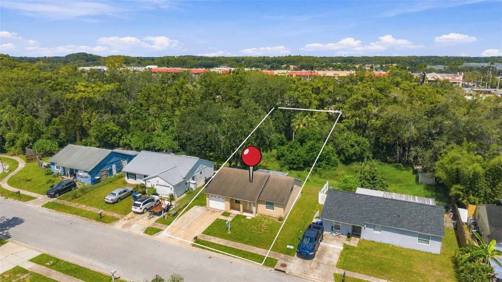 Aerial View of Property & Lot