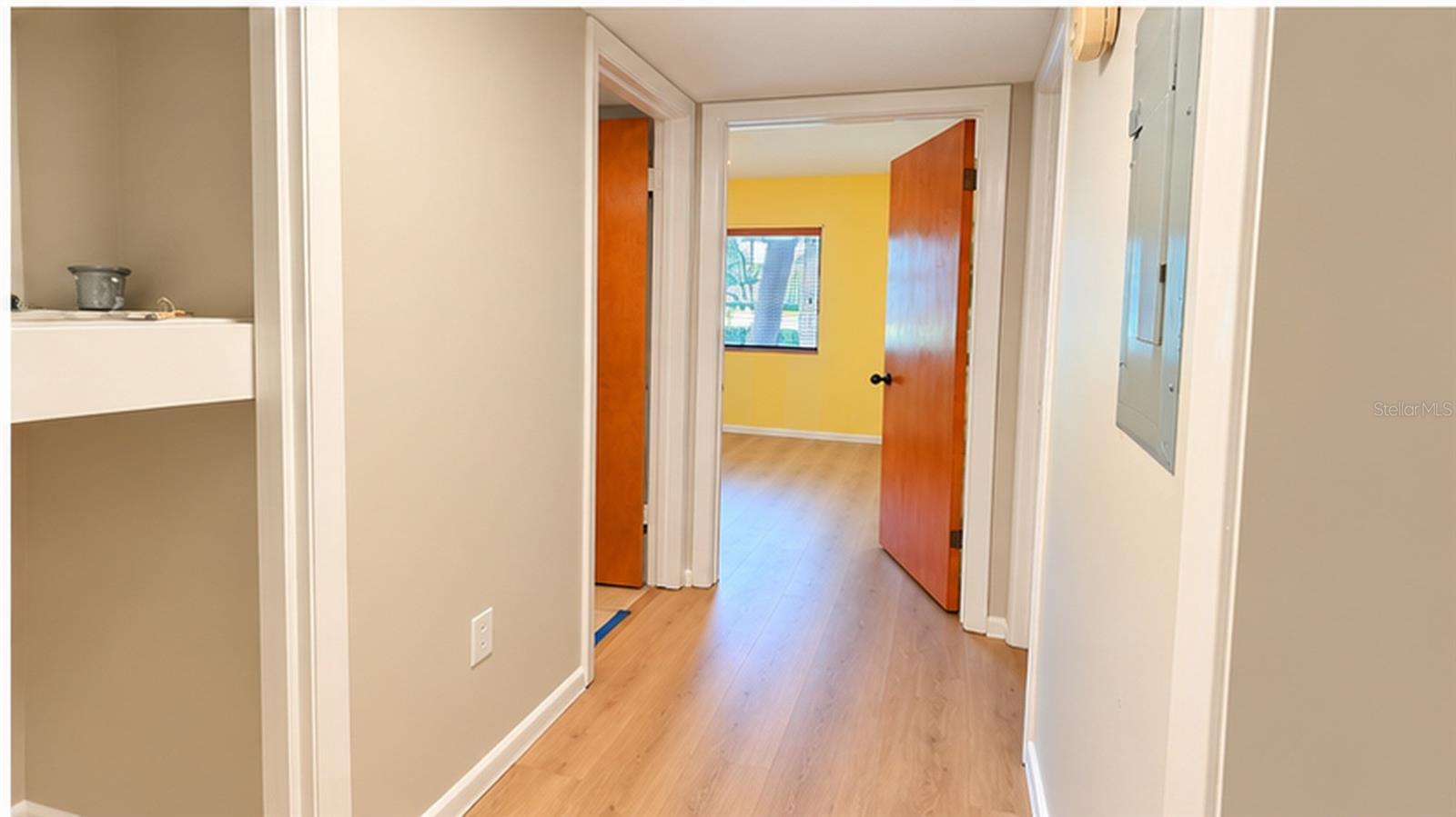 2502 ROYAL PINES CIRCLE, #5B, Clearwater, FL 33763