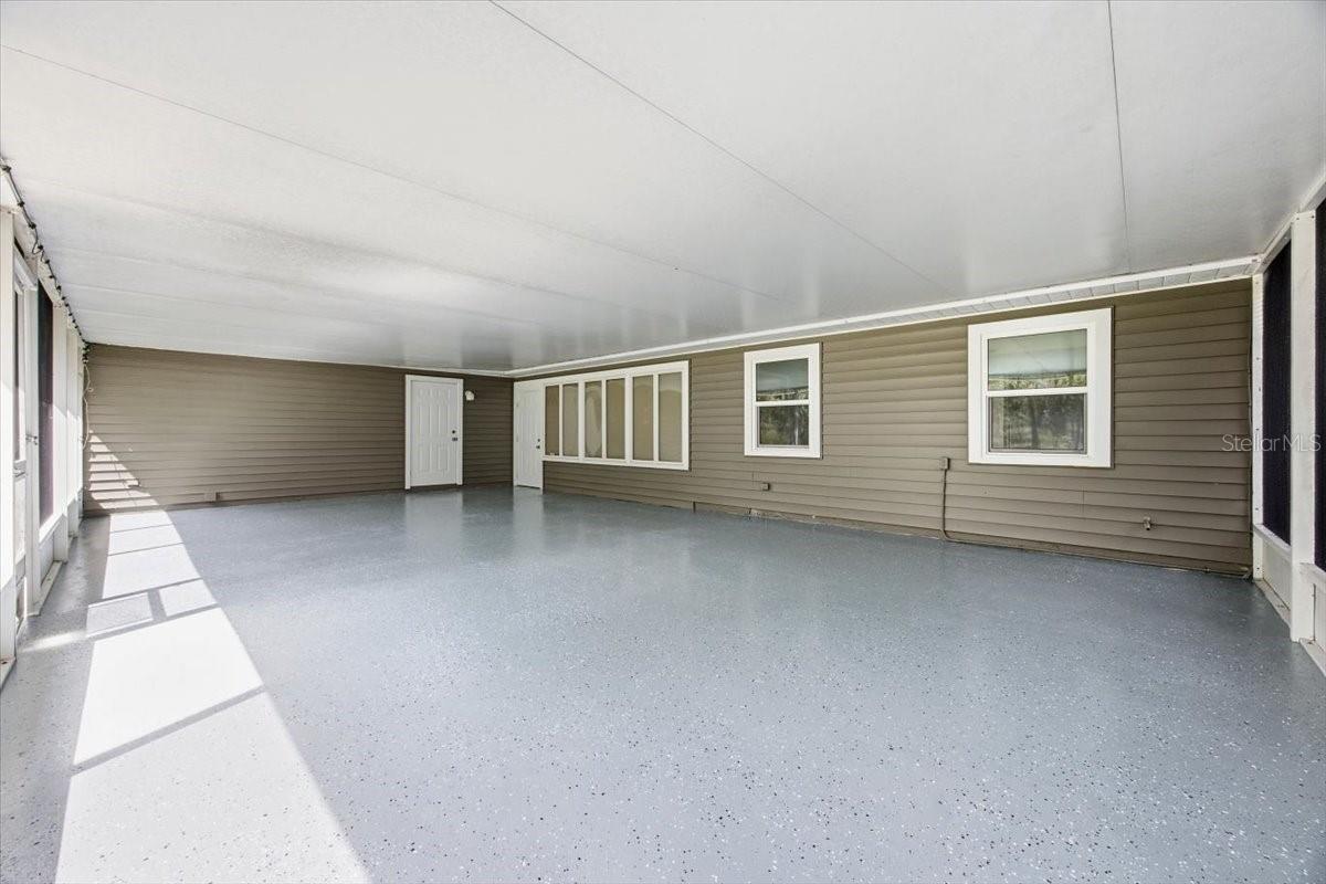 3717 FUTCH LOOP, Plant City, FL 33566