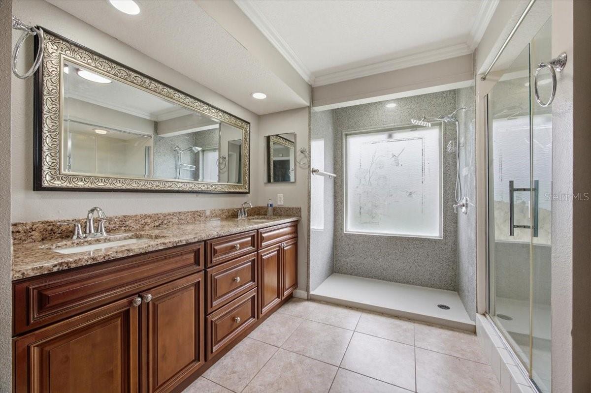 3717 FUTCH LOOP, Plant City, FL 33566