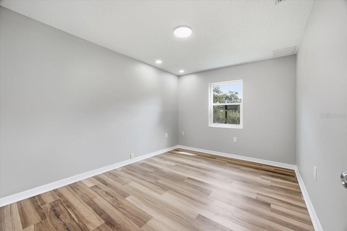 3717 FUTCH LOOP, Plant City, FL 33566