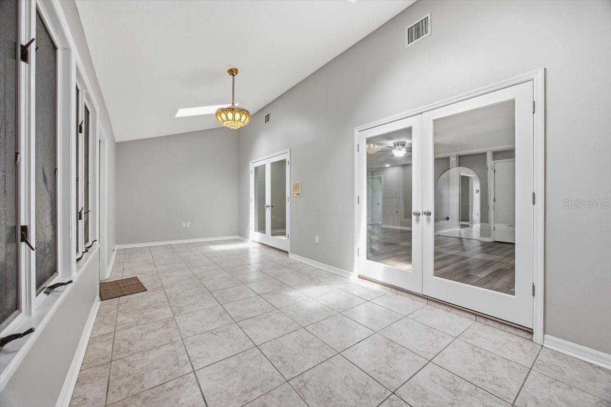 3717 FUTCH LOOP, Plant City, FL 33566