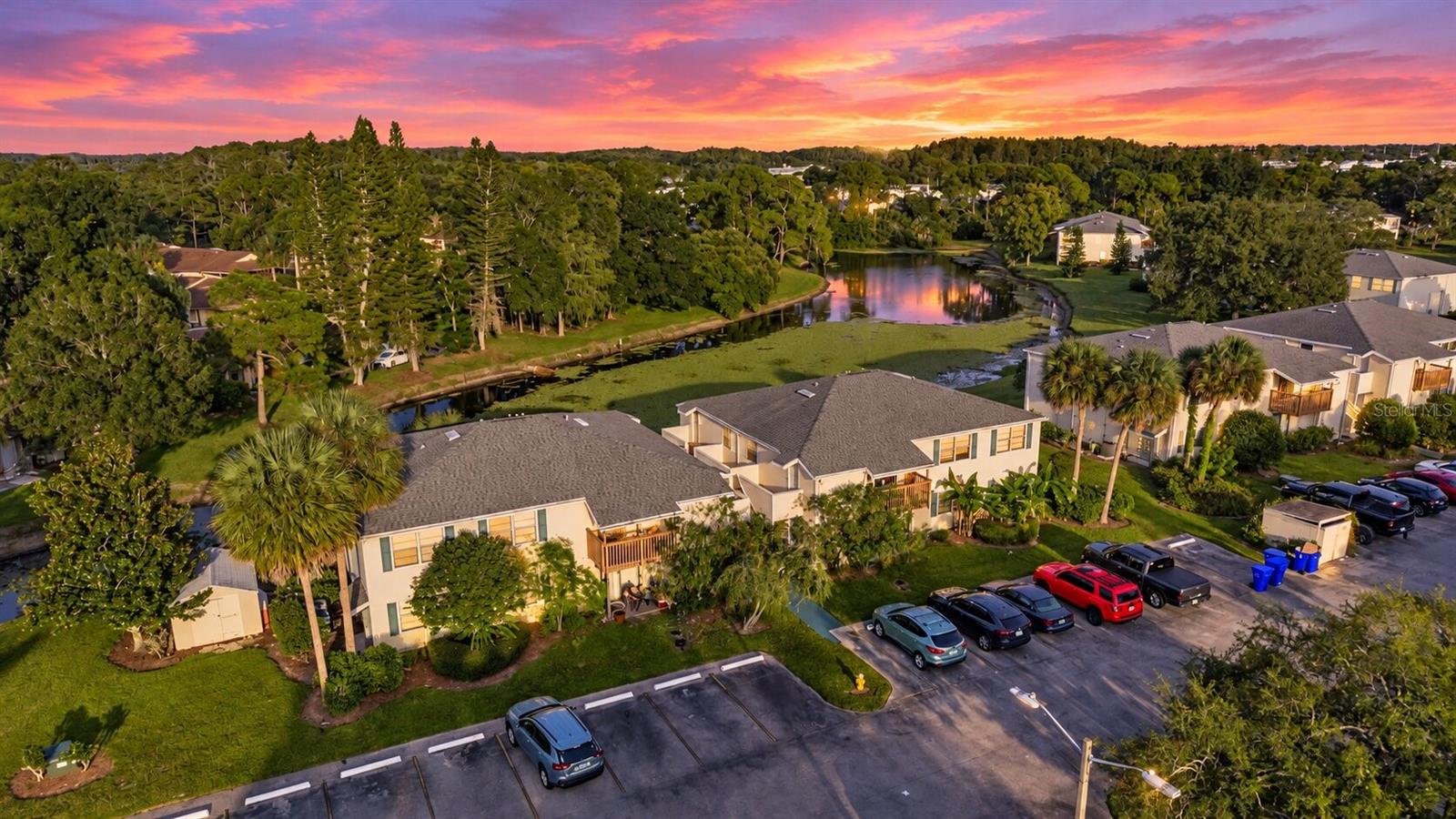 127 CAMPHOR DRIVE, #E, Oldsmar, FL 34677