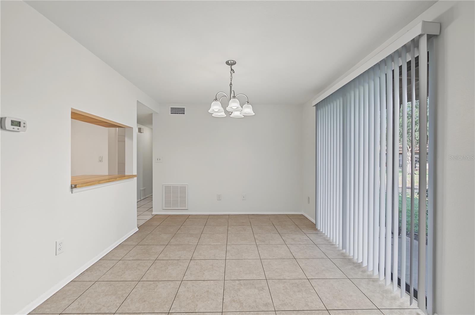 127 CAMPHOR DRIVE, #E, Oldsmar, FL 34677
