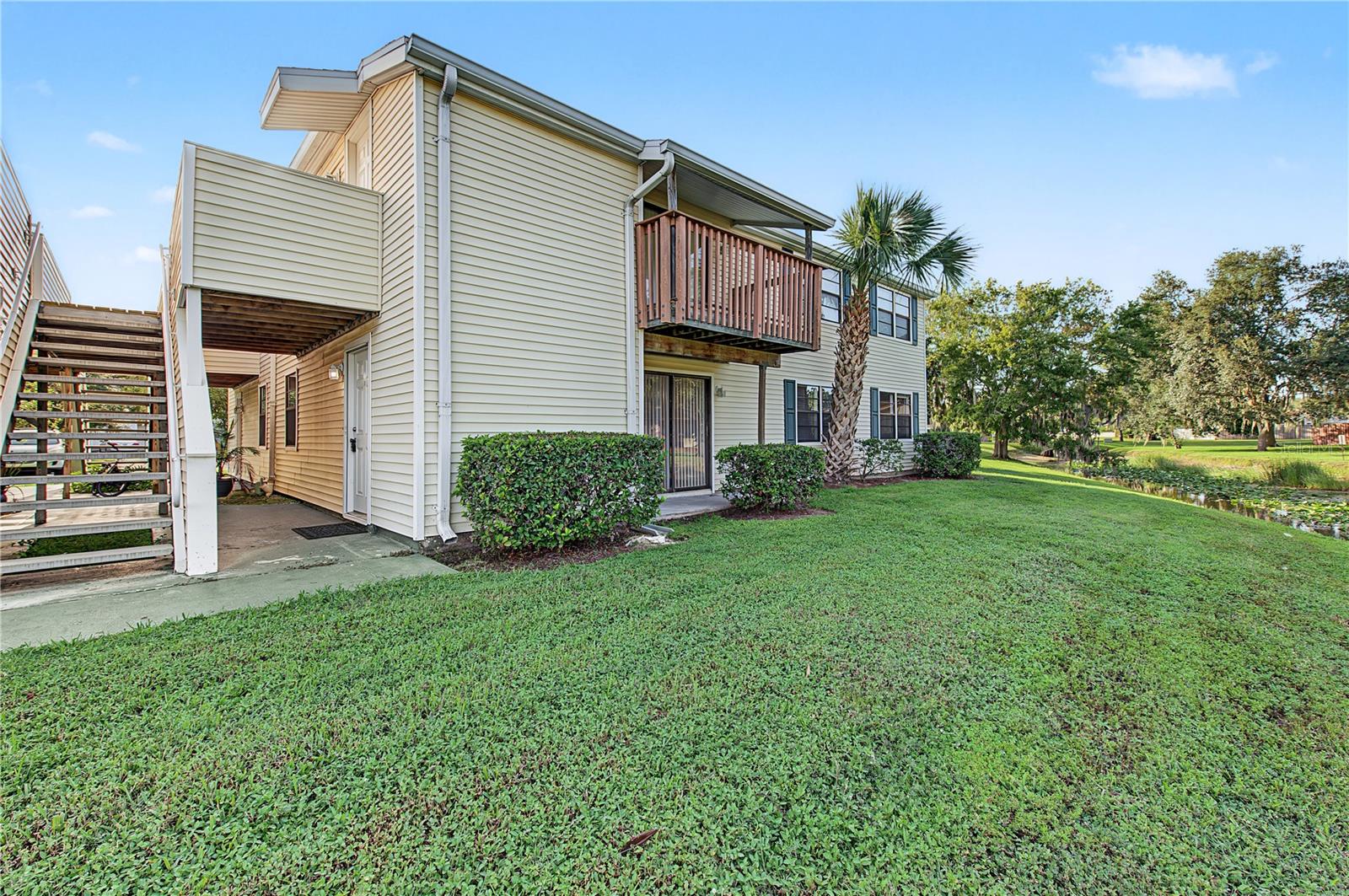 127 CAMPHOR DRIVE, #E, Oldsmar, FL 34677