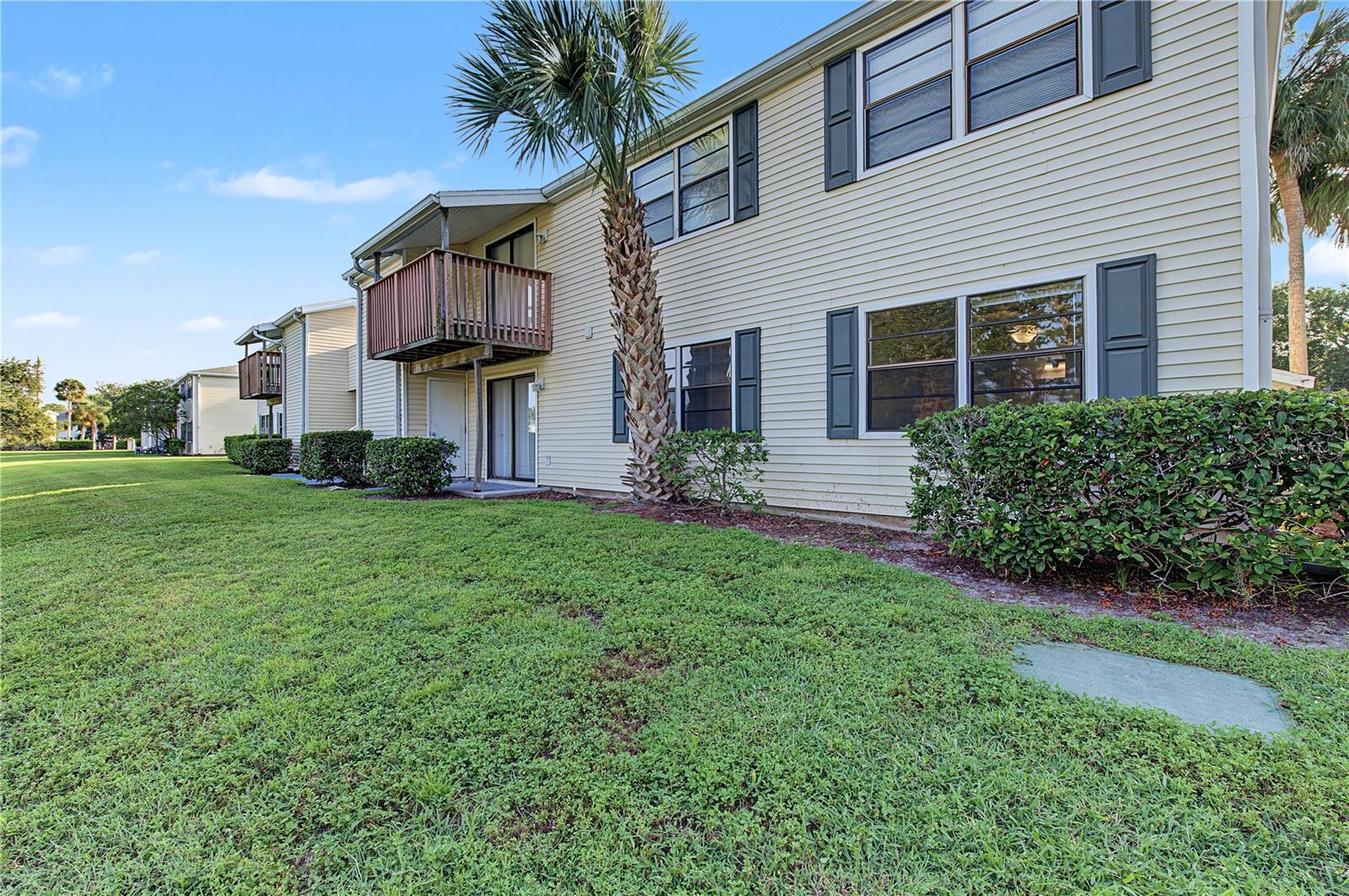 127 CAMPHOR DRIVE, #E, Oldsmar, FL 34677