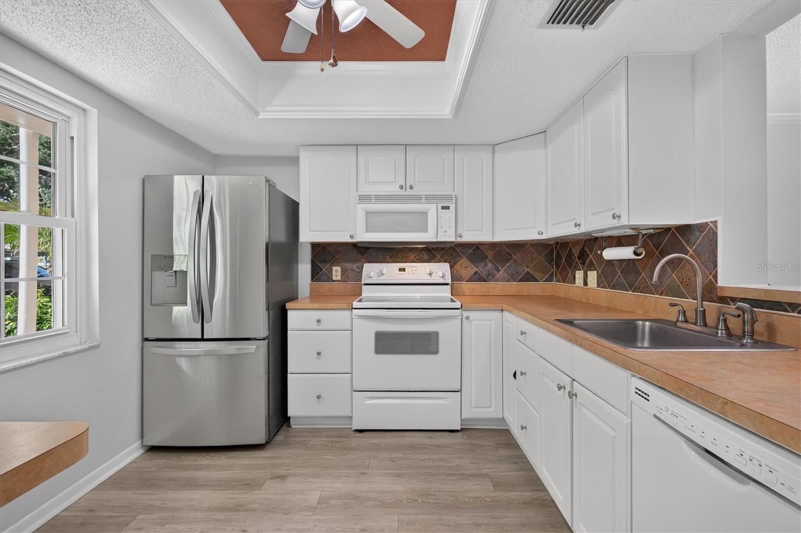 Wood look waterproof flooring Wood look waterproof flooring