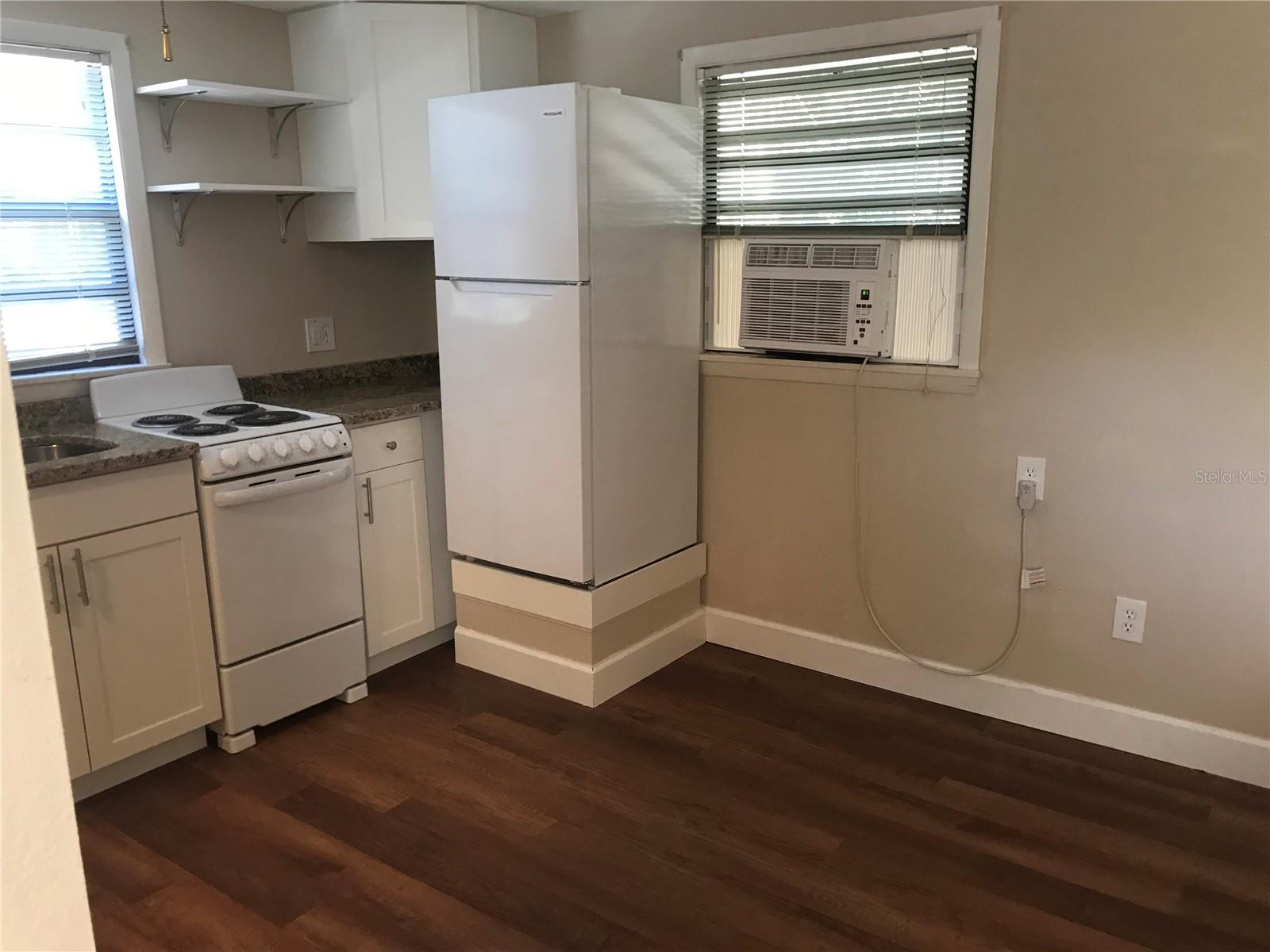 4107 ALAFIA BOULEVARD, Brandon, FL 33511 4107 ALAFIA BOULEVARD, Brandon, FL 33511