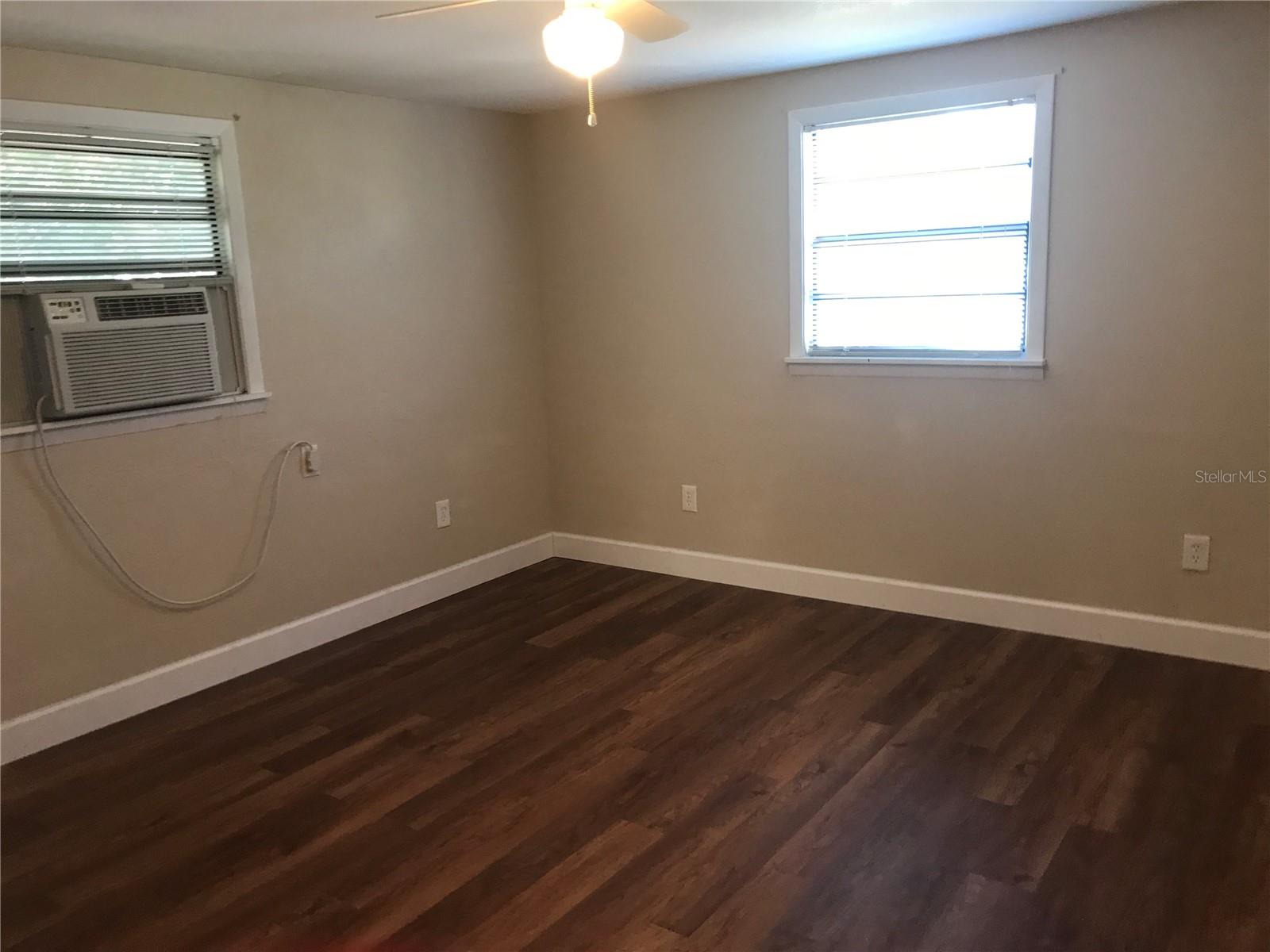 4107 ALAFIA BOULEVARD, Brandon, FL 33511 4107 ALAFIA BOULEVARD, Brandon, FL 33511