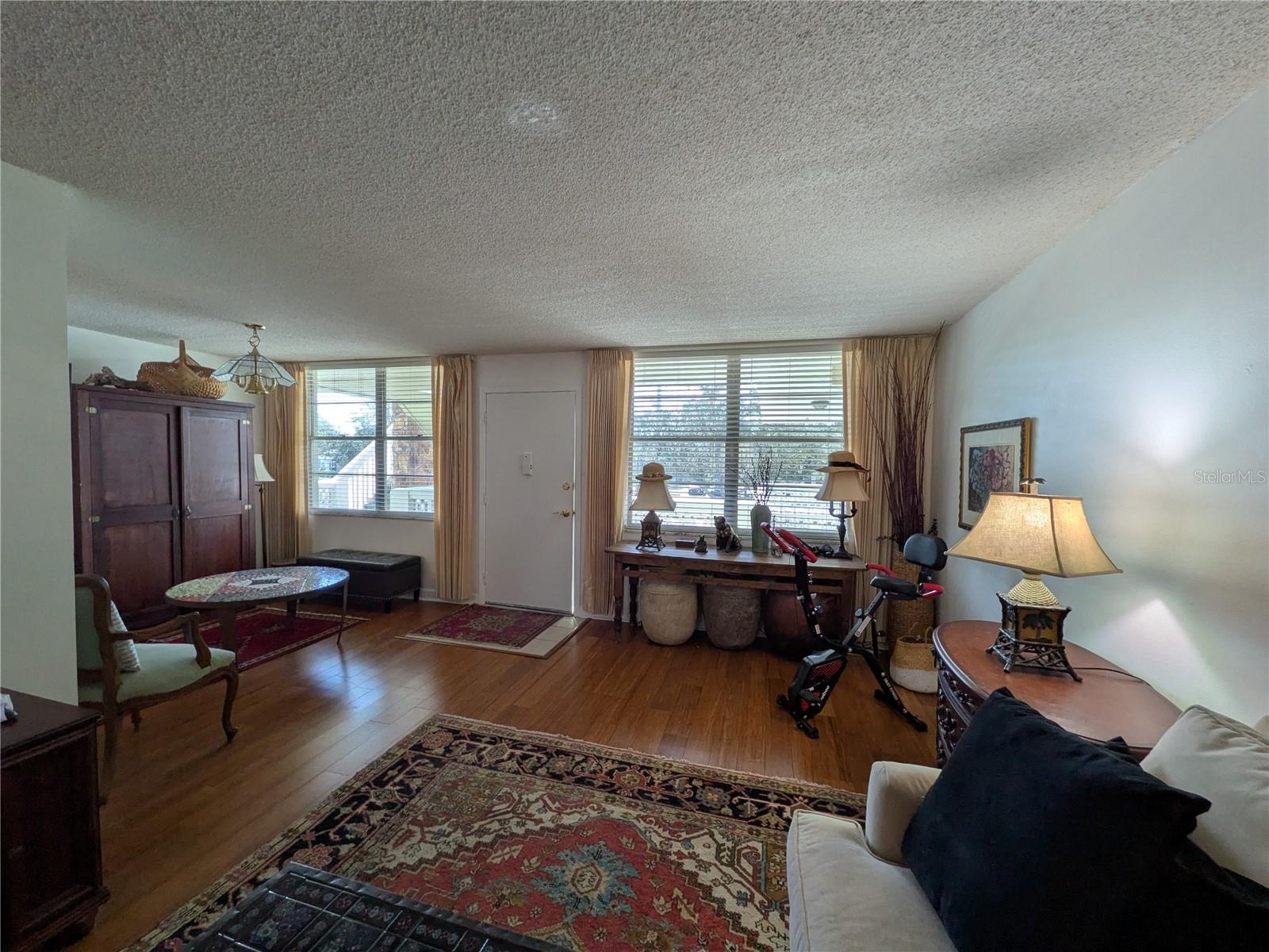 4885 1ST STREET NE, #216, St Petersburg, FL 33703