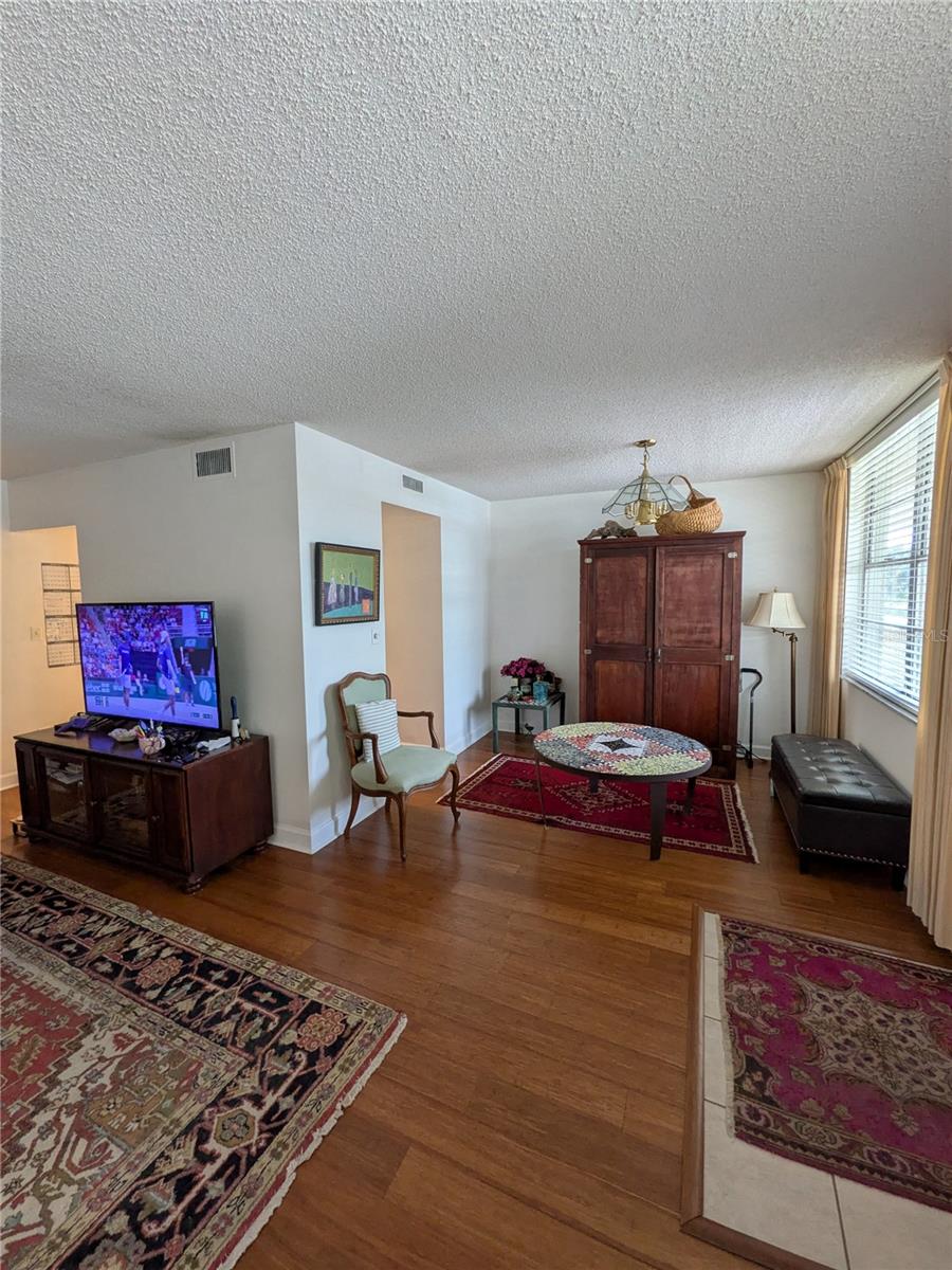 4885 1ST STREET NE, #216, St Petersburg, FL 33703