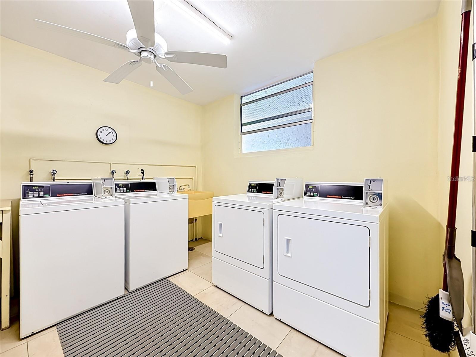 4885 1ST STREET NE, #216, St Petersburg, FL 33703