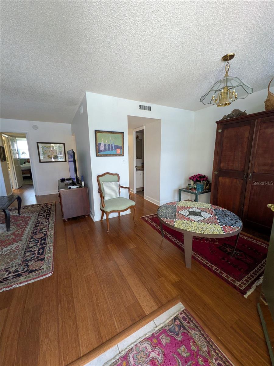 4885 1ST STREET NE, #216, St Petersburg, FL 33703