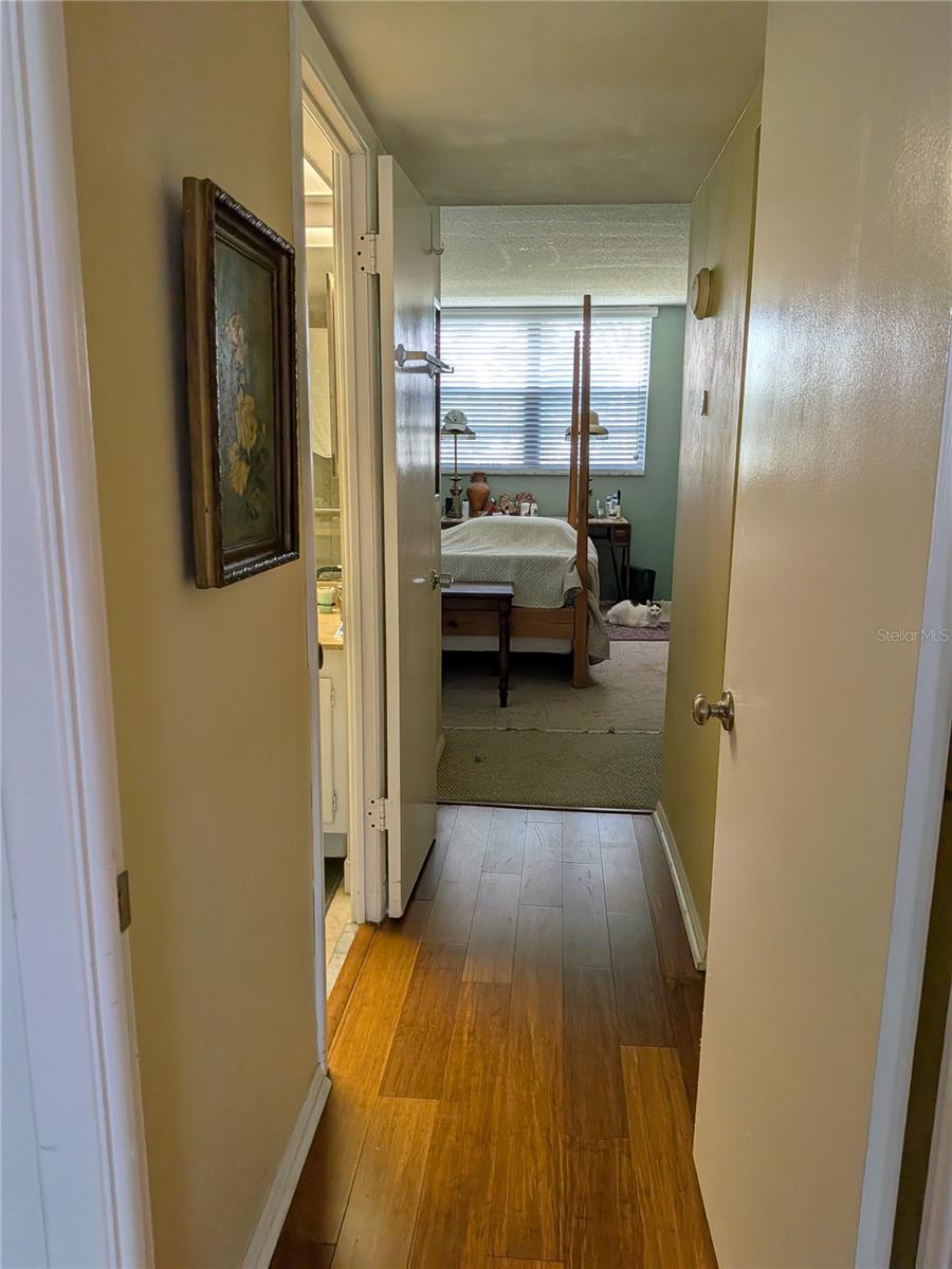 4885 1ST STREET NE, #216, St Petersburg, FL 33703