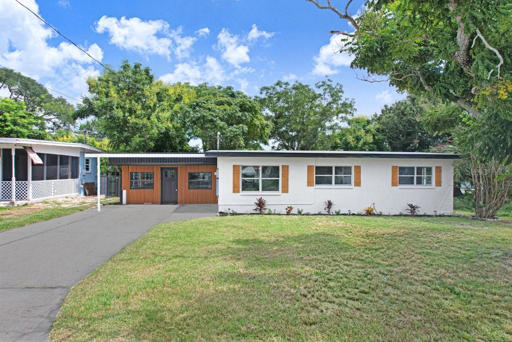 124 EDGEWATER DRIVE, Winter Haven, FL 33881