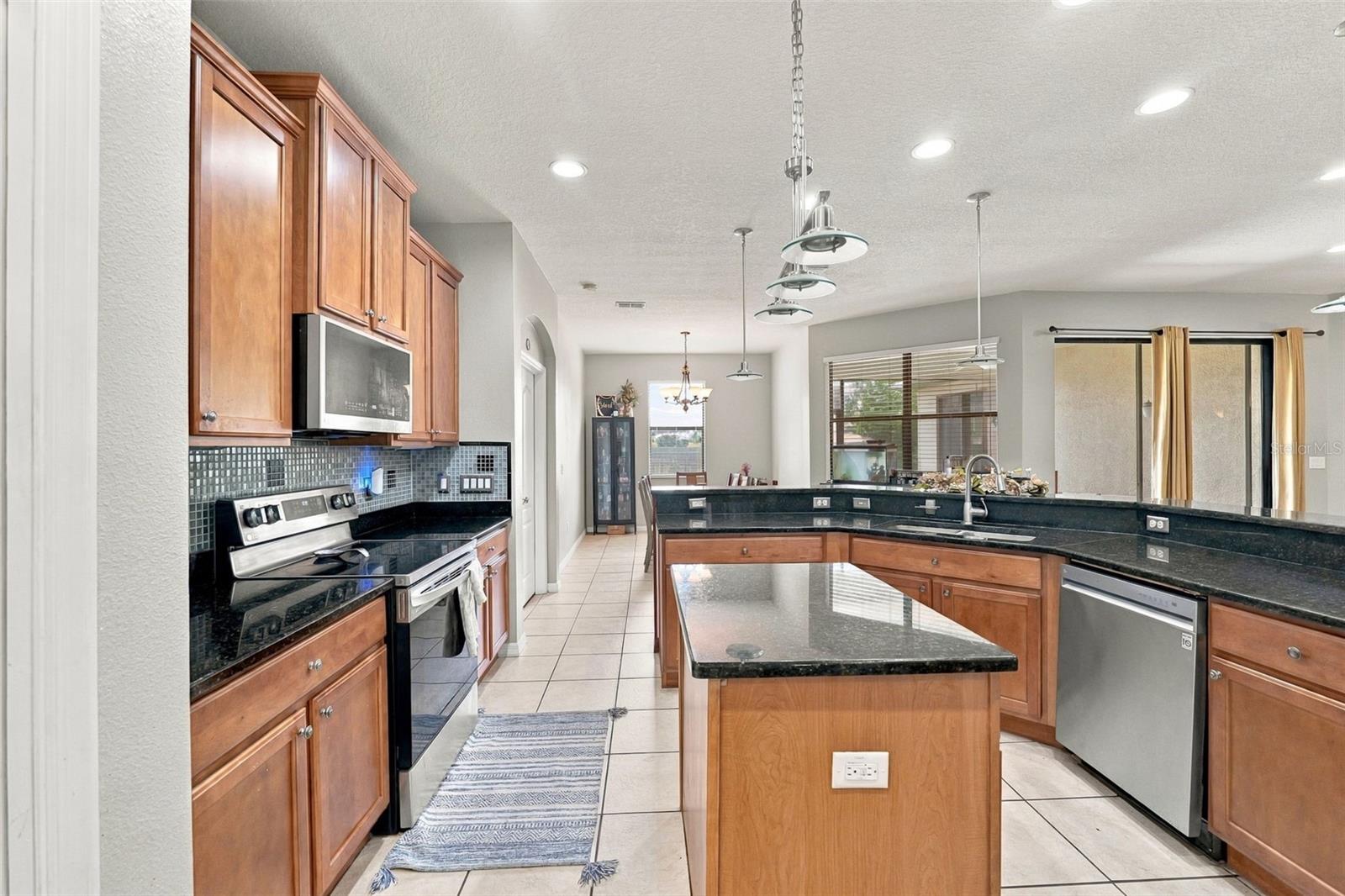 9808 CARR ROAD, Riverview, FL 33569
