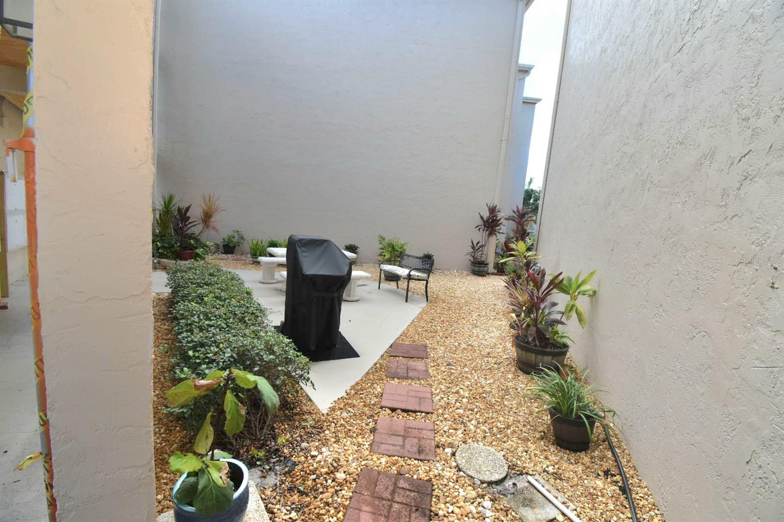 948 VIRGINIA STREET, #210, Dunedin, FL 34698