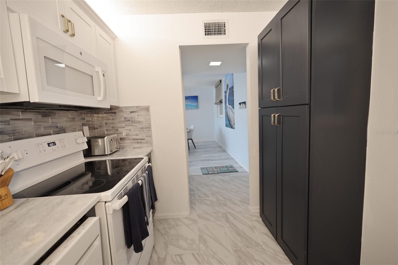 7560 BAY ISLAND DRIVE S, #345, South Pasadena, FL 33707