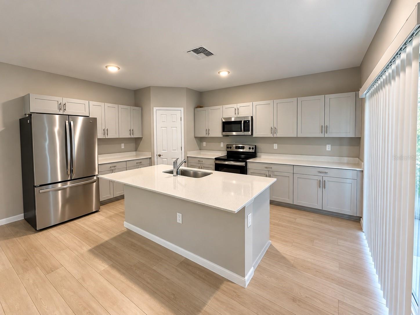 7540 FREESIA TRACE, Wesley Chapel, FL 33545