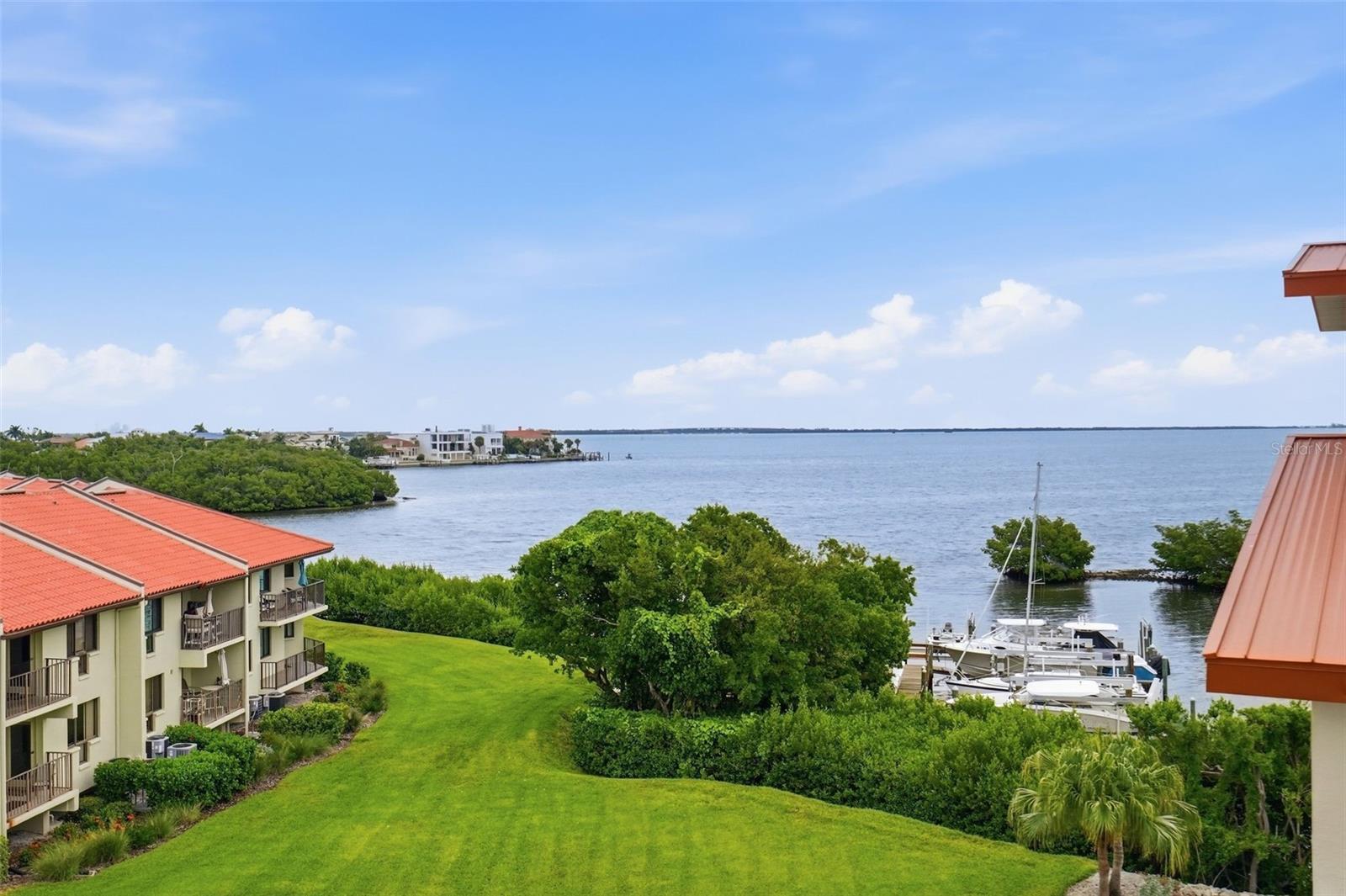 1585 PINELLAS BAYWAY S, Tierra Verde, FL 33715