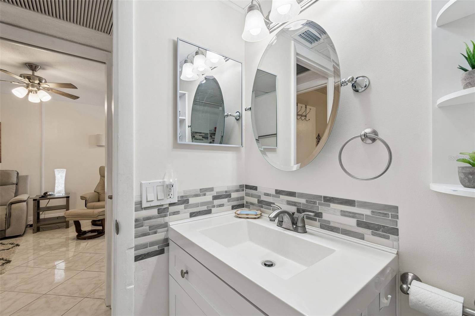 2750 E BAY DRIVE, #12B, Largo, FL 33771