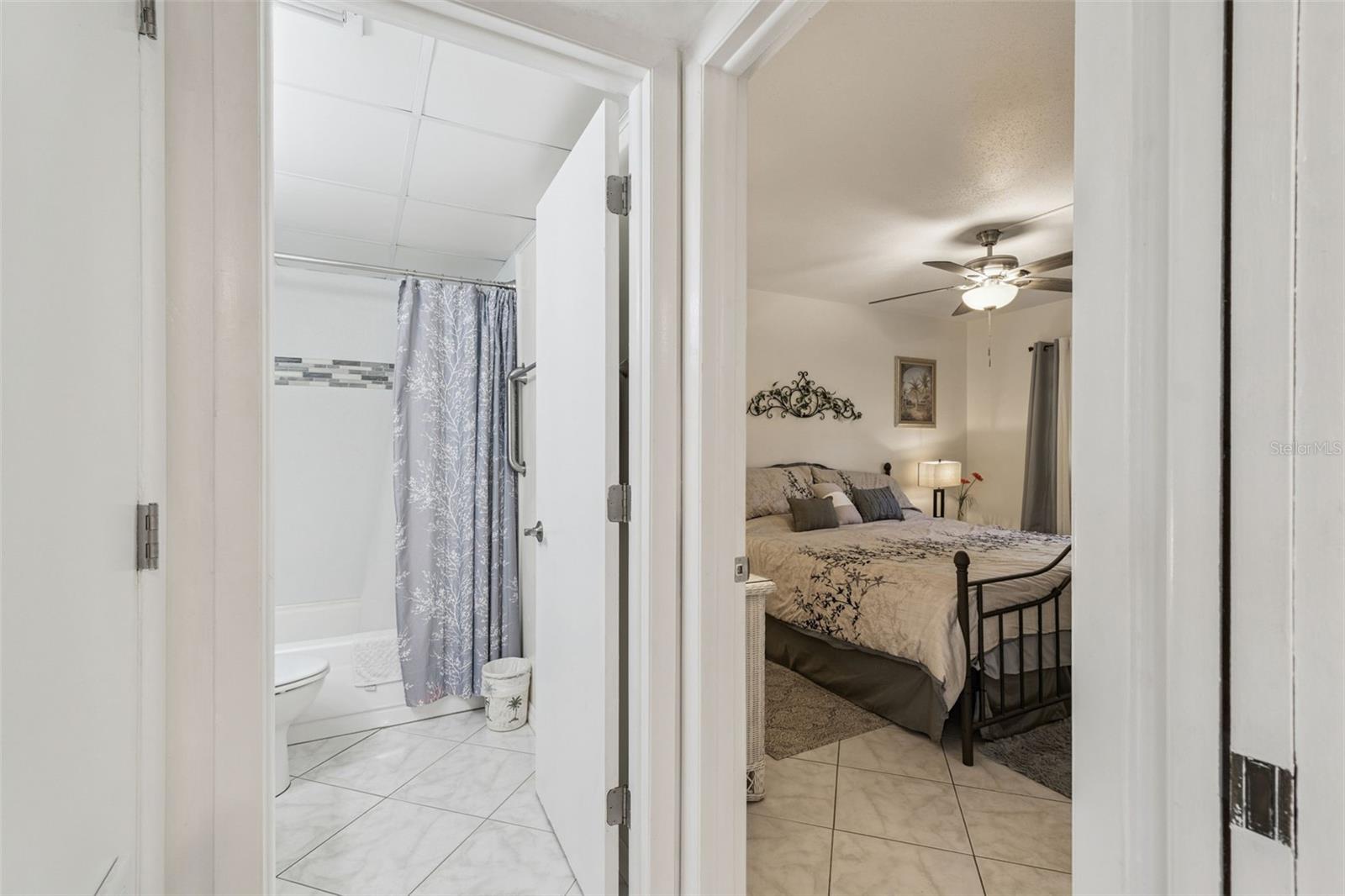 2750 E BAY DRIVE, #12B, Largo, FL 33771