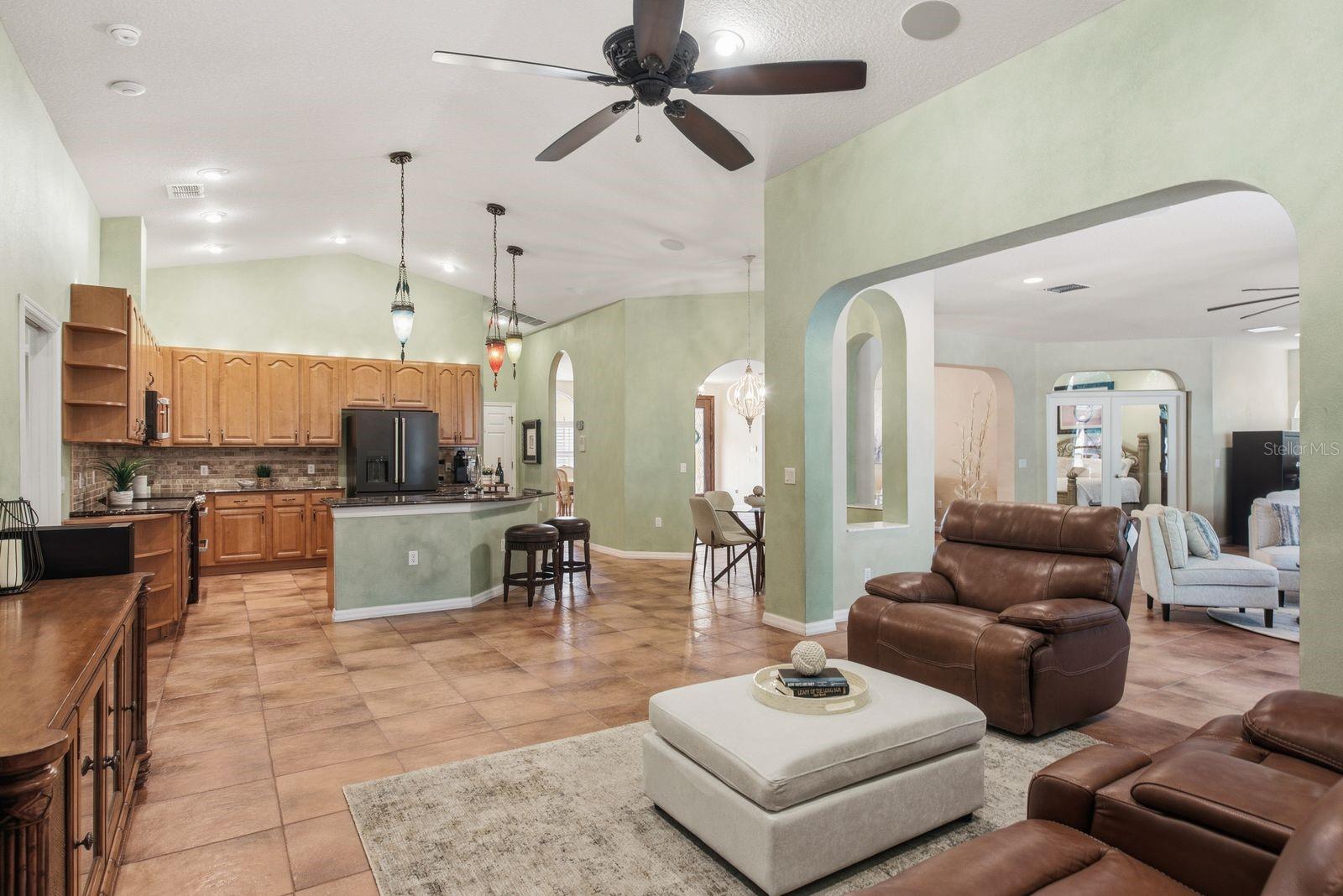 580 S FLORIDA AVENUE, Tarpon Springs, FL 34689