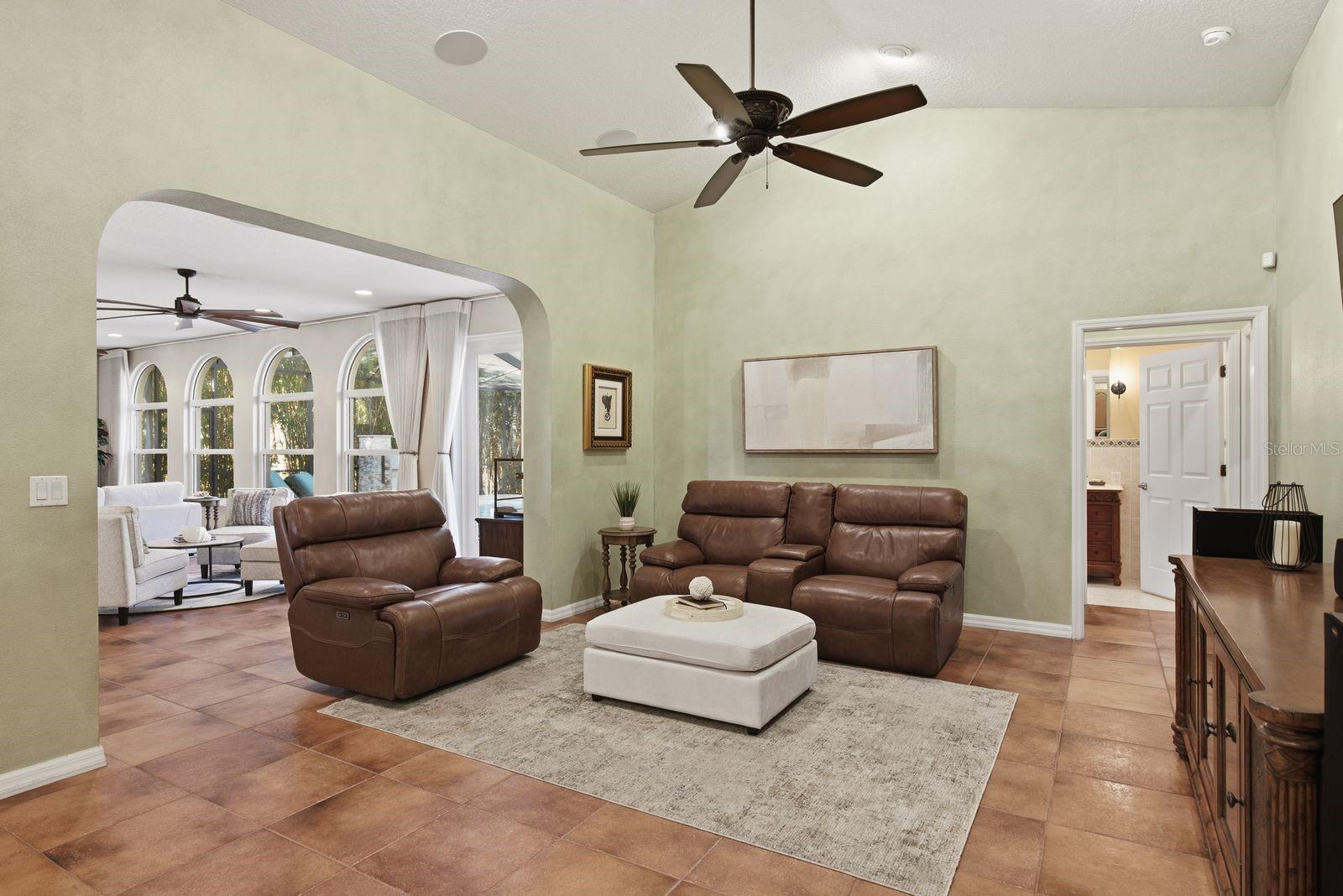580 S FLORIDA AVENUE, Tarpon Springs, FL 34689