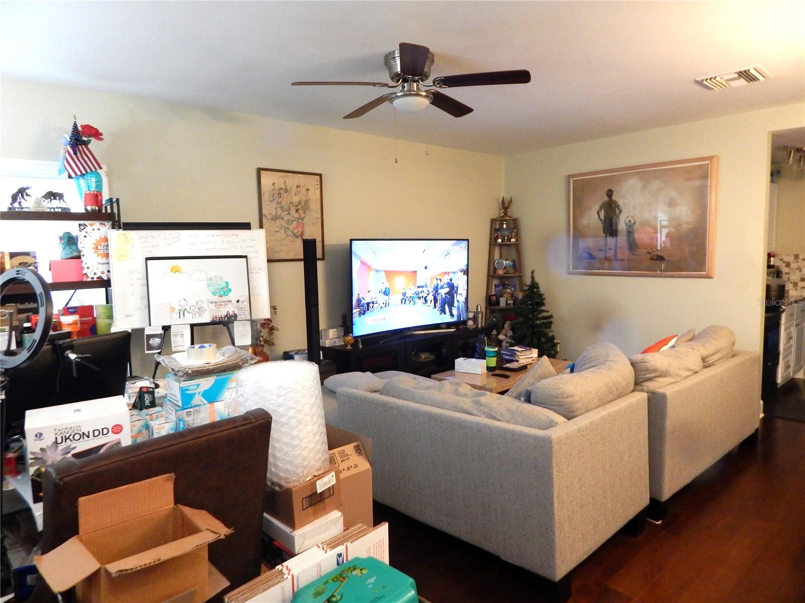 8608 N 9TH STREET, Tampa, FL 33604 8608 N 9TH STREET, Tampa, FL 33604