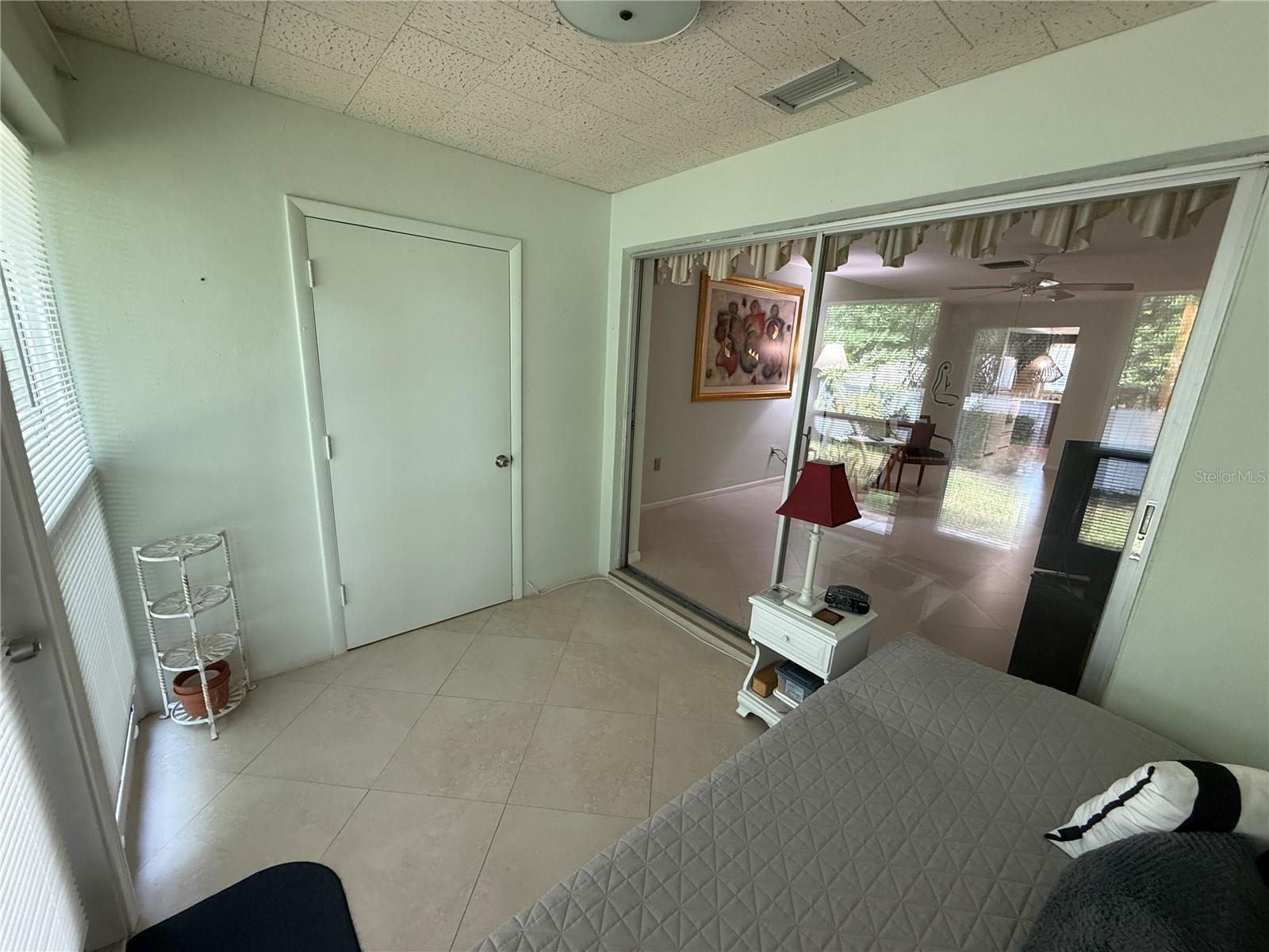 1411 NORMANDY PARK DRIVE, #4, Clearwater, FL 33756