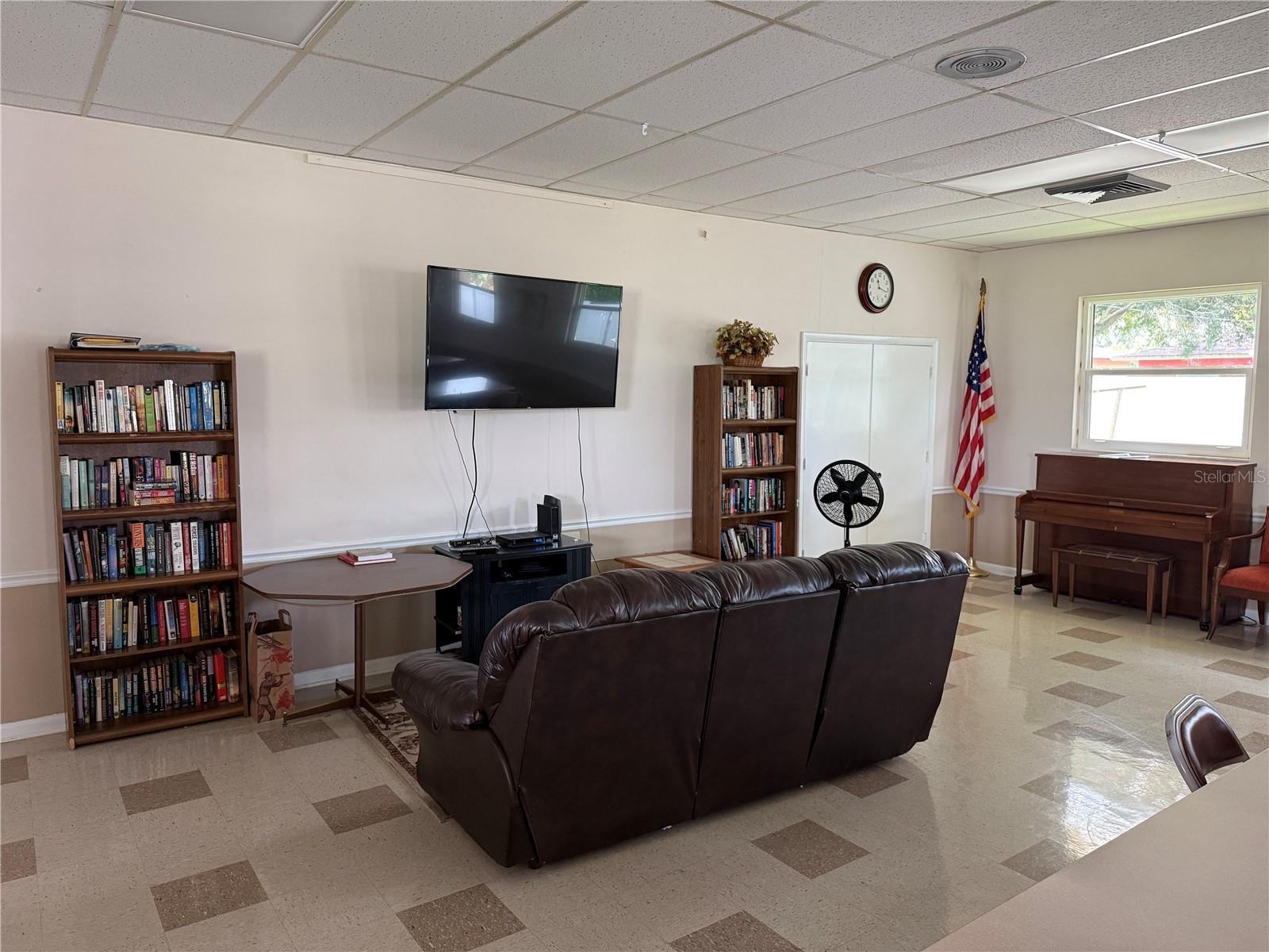 1411 NORMANDY PARK DRIVE, #4, Clearwater, FL 33756