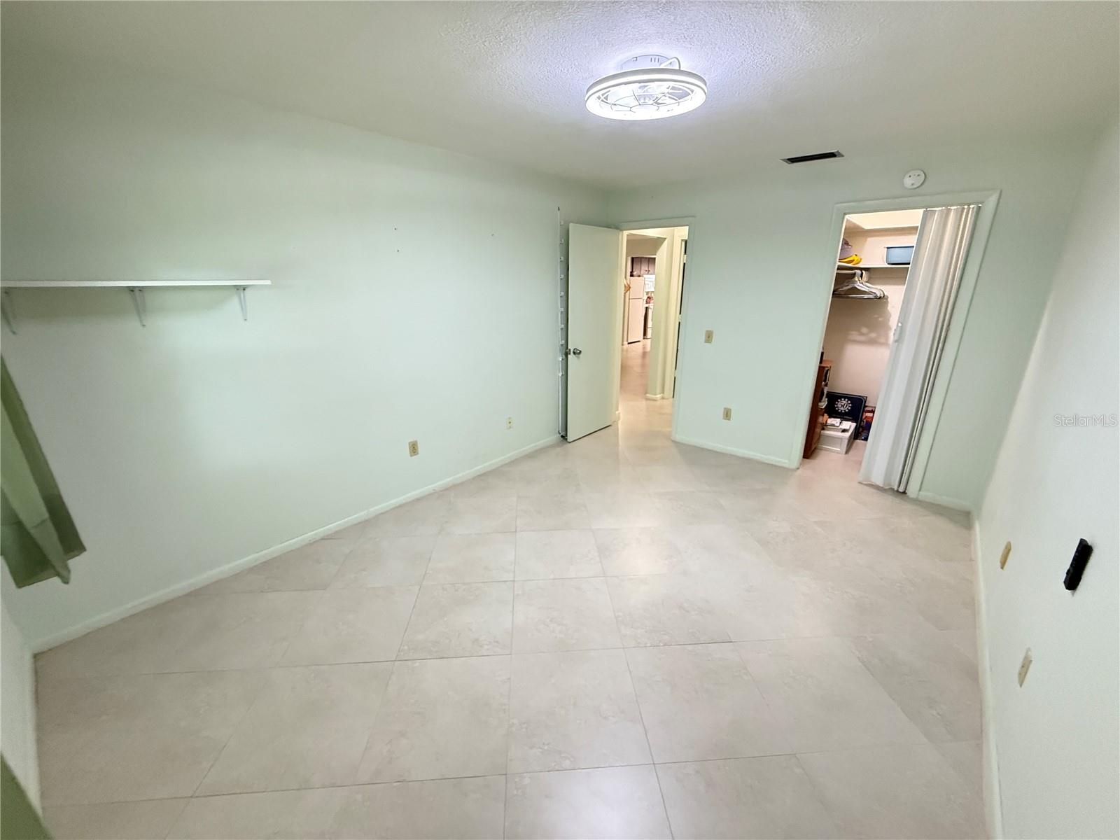 1411 NORMANDY PARK DRIVE, #4, Clearwater, FL 33756