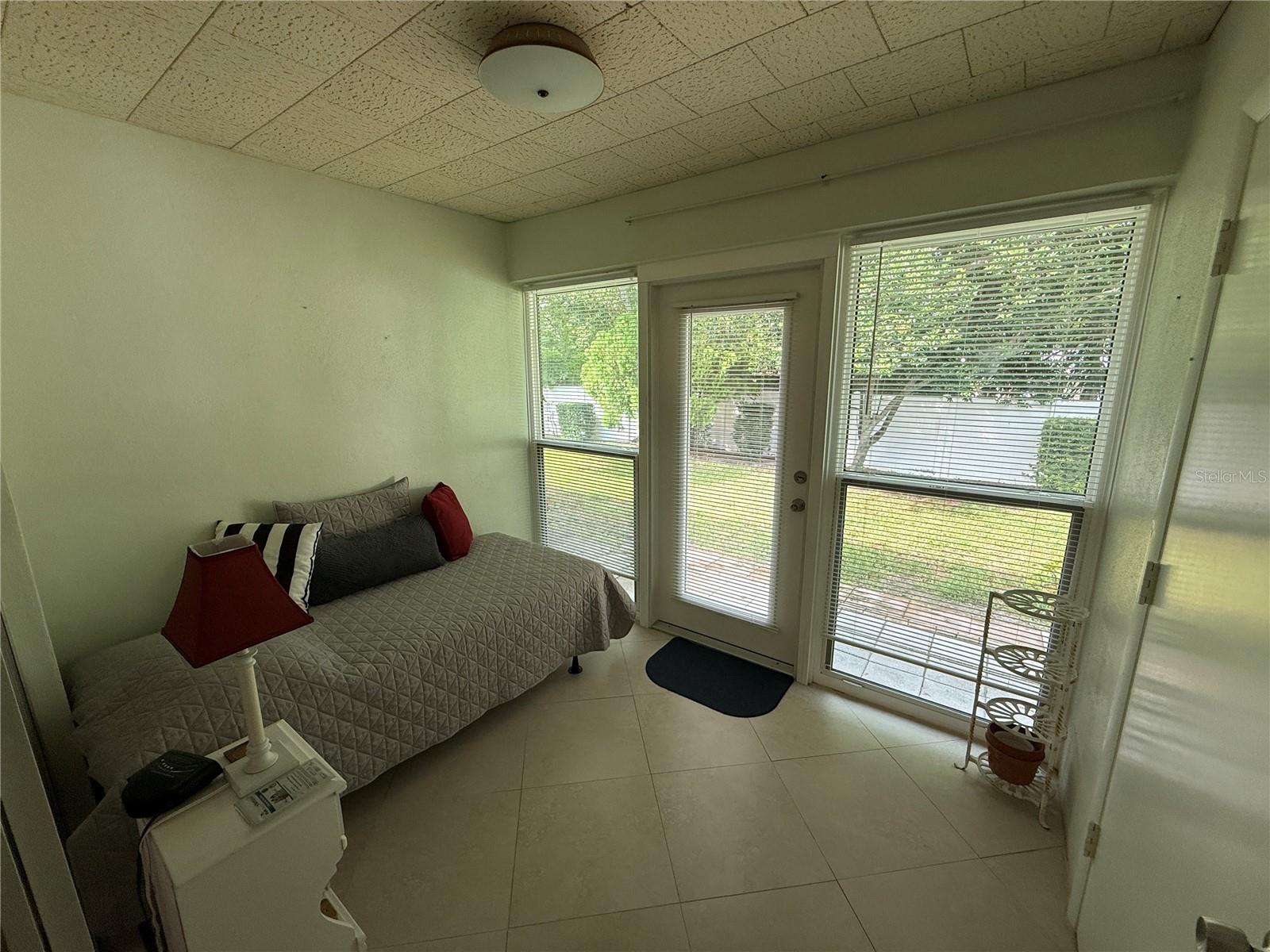 1411 NORMANDY PARK DRIVE, #4, Clearwater, FL 33756