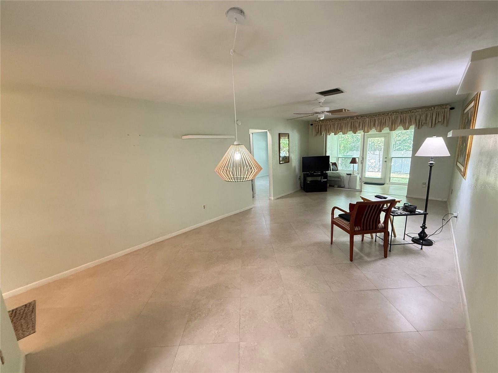 1411 NORMANDY PARK DRIVE, #4, Clearwater, FL 33756