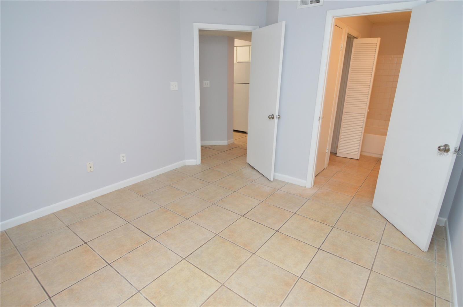 8638 FANCY FINCH DRIVE, #101, Tampa, FL 33614