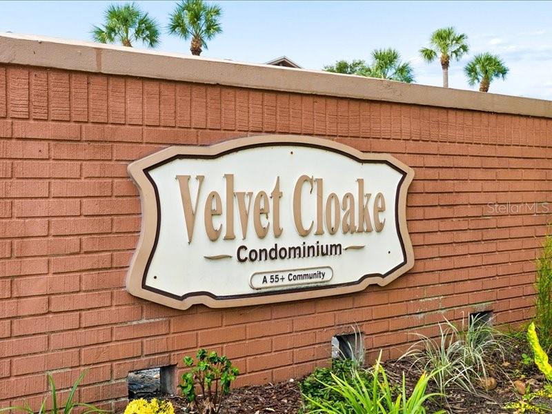 650 PINELLAS POINT DRIVE S, #240, St Petersburg, FL 33705