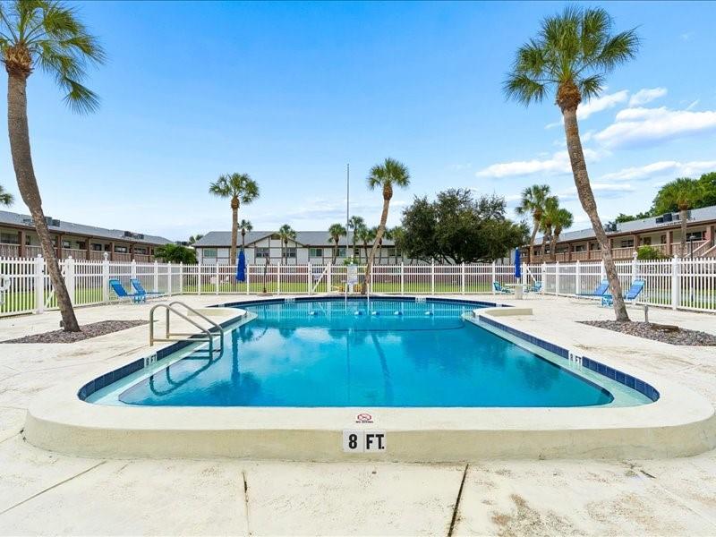650 PINELLAS POINT DRIVE S, #240, St Petersburg, FL 33705