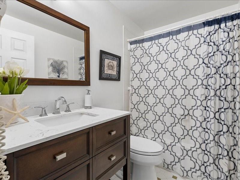 650 PINELLAS POINT DRIVE S, #240, St Petersburg, FL 33705