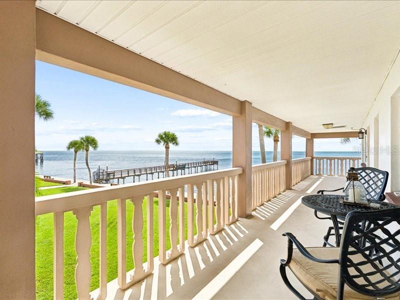 650 PINELLAS POINT DRIVE S, #240, St Petersburg, FL 33705