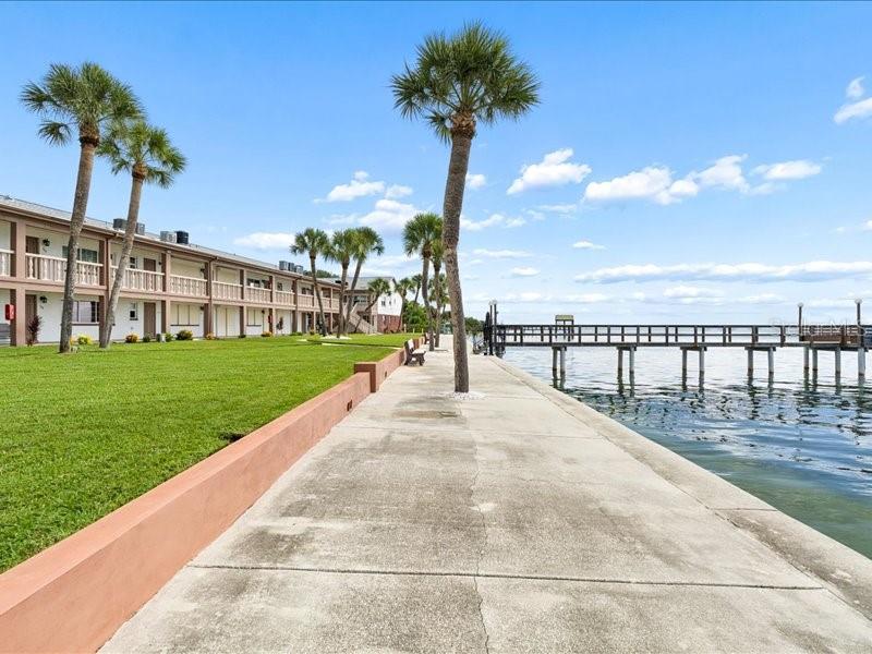 650 PINELLAS POINT DRIVE S, #240, St Petersburg, FL 33705