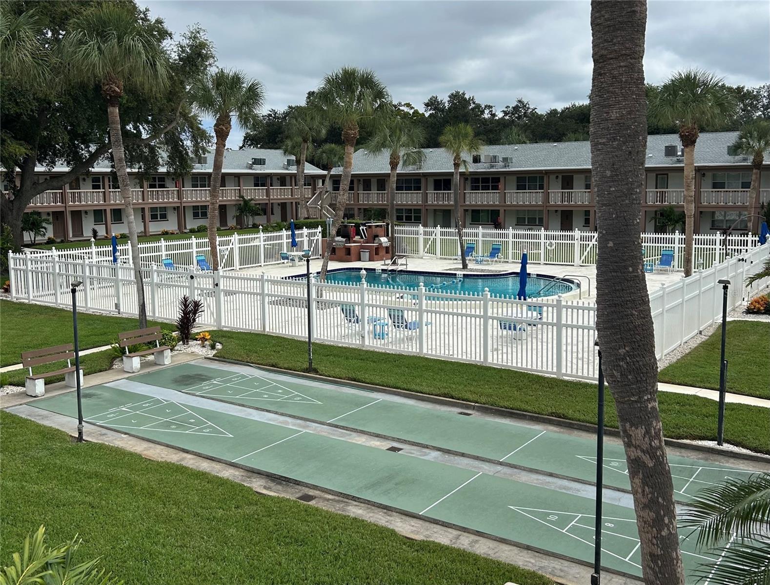 650 PINELLAS POINT DRIVE S, #240, St Petersburg, FL 33705
