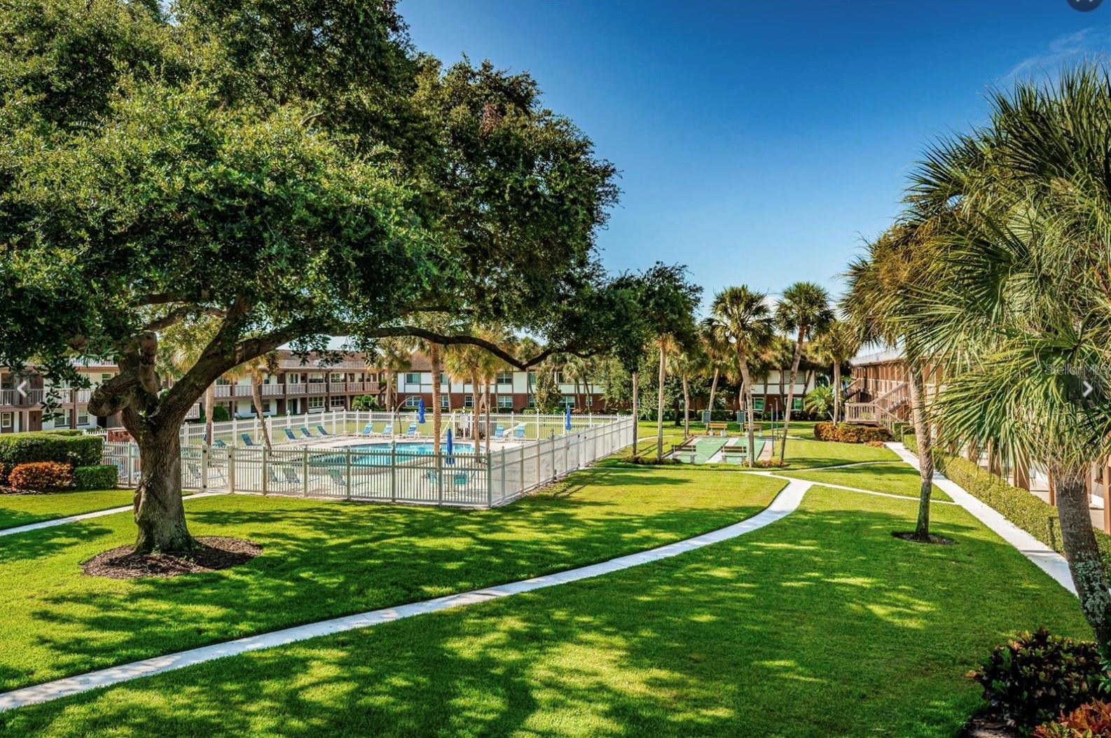 650 PINELLAS POINT DRIVE S, #240, St Petersburg, FL 33705