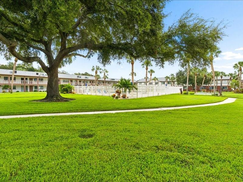 650 PINELLAS POINT DRIVE S, #240, St Petersburg, FL 33705