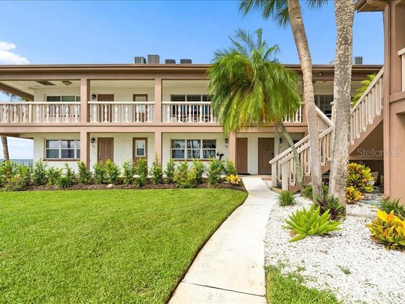 650 PINELLAS POINT DRIVE S, #240, St Petersburg, FL 33705