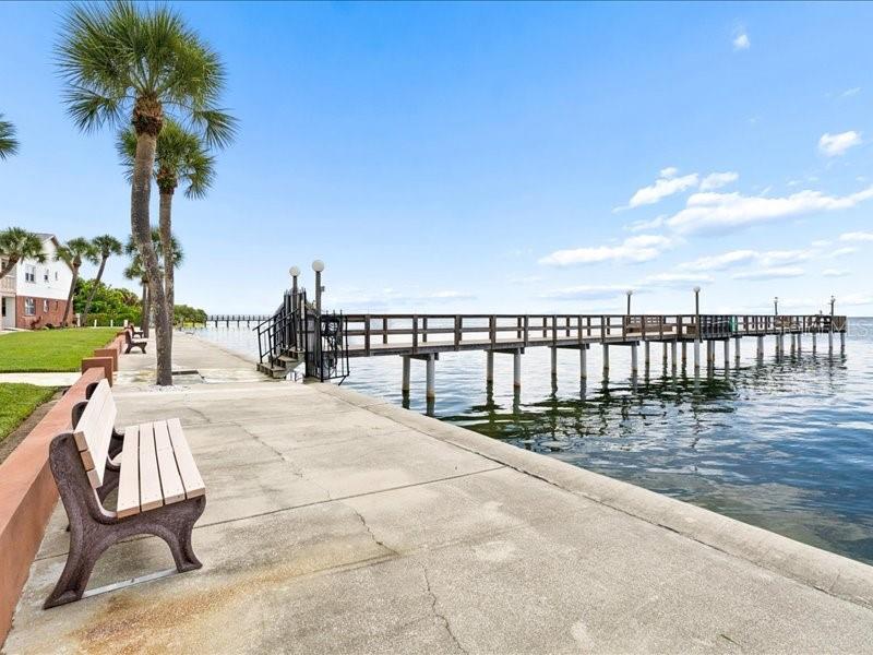 650 PINELLAS POINT DRIVE S, #240, St Petersburg, FL 33705