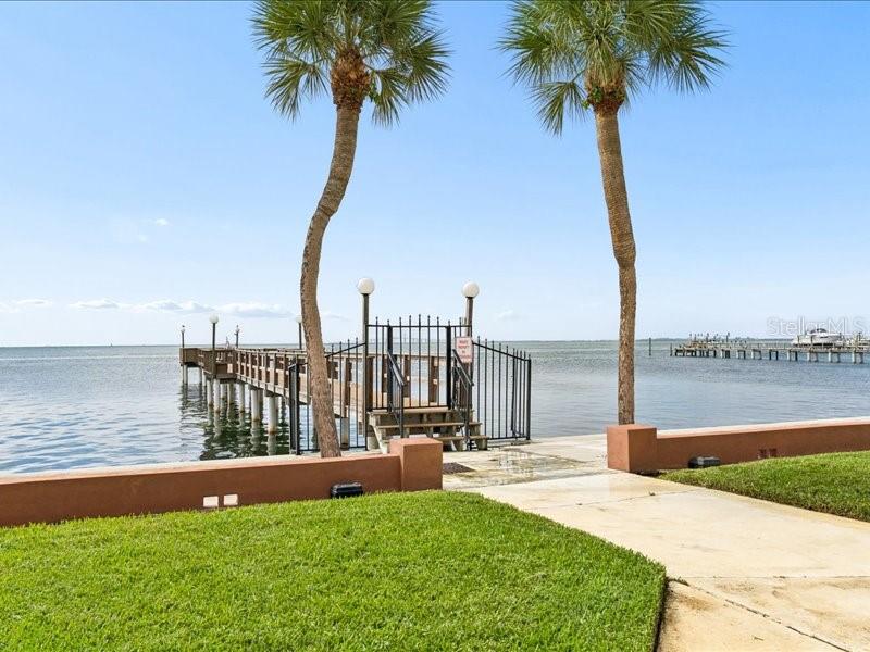 650 PINELLAS POINT DRIVE S, #240, St Petersburg, FL 33705